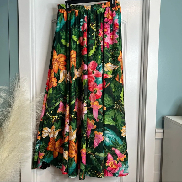 Rachel Zoe Tropical Print 2 Piece Top & Full Maxi Skirt. Size Medium. NWT. - Picture 6 of 12